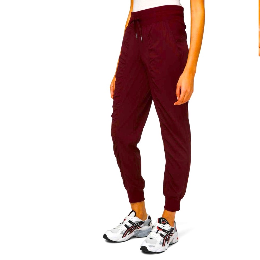 lululemon Dance Studio Jogger Sz 4 Garnet NWT